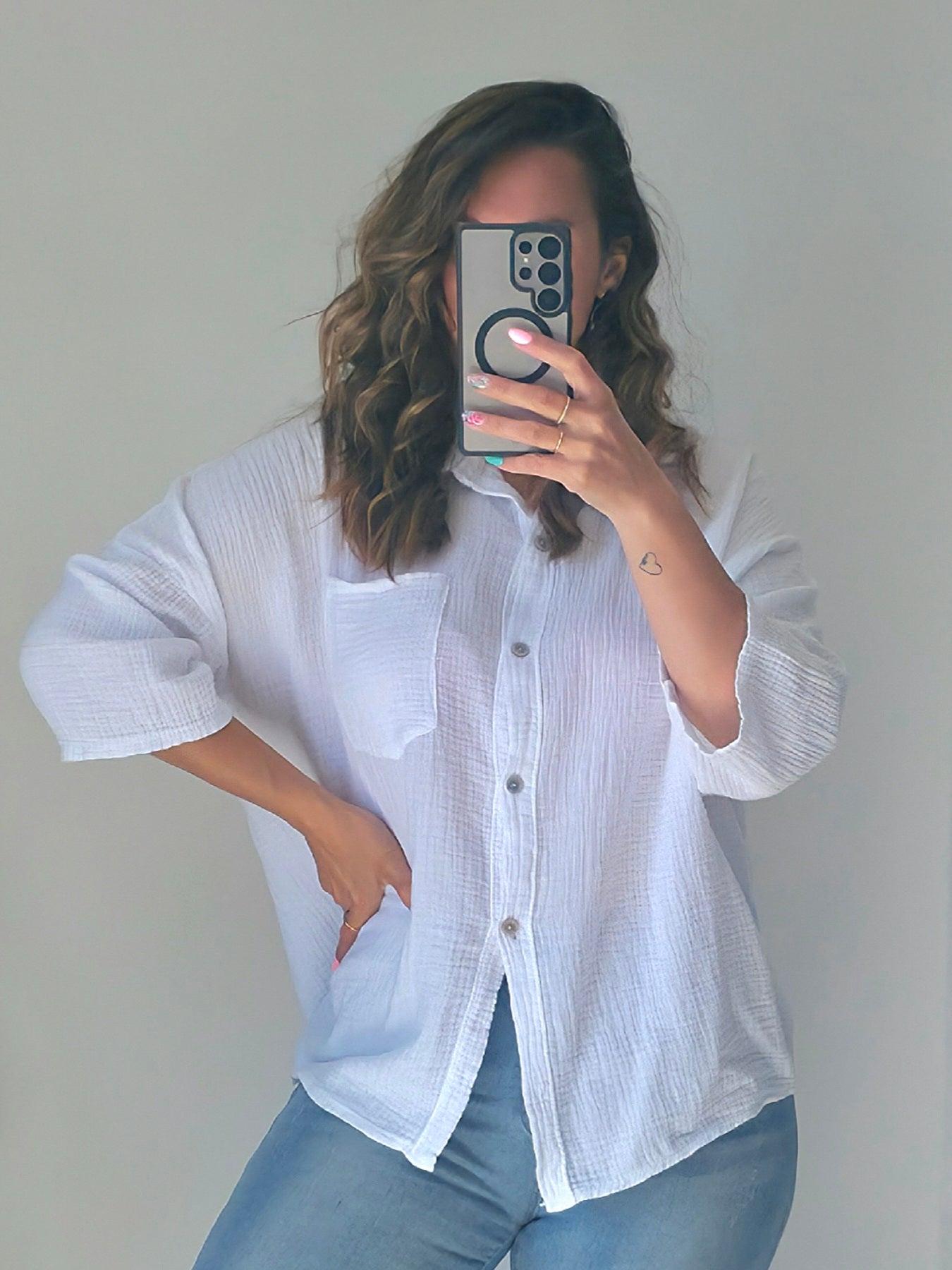 LUCIE Blanc
